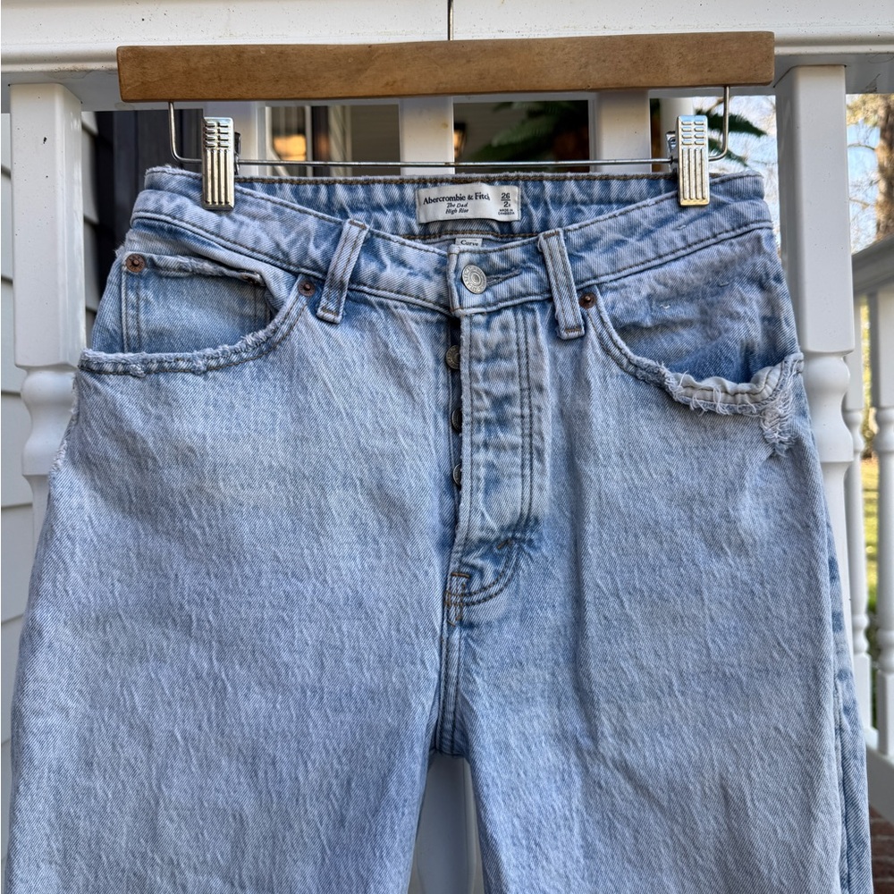 Abercrombie & Fitch The dad high rise Curve Love Jeans Size 26 in 2 Women’s - Picture 3 of 7